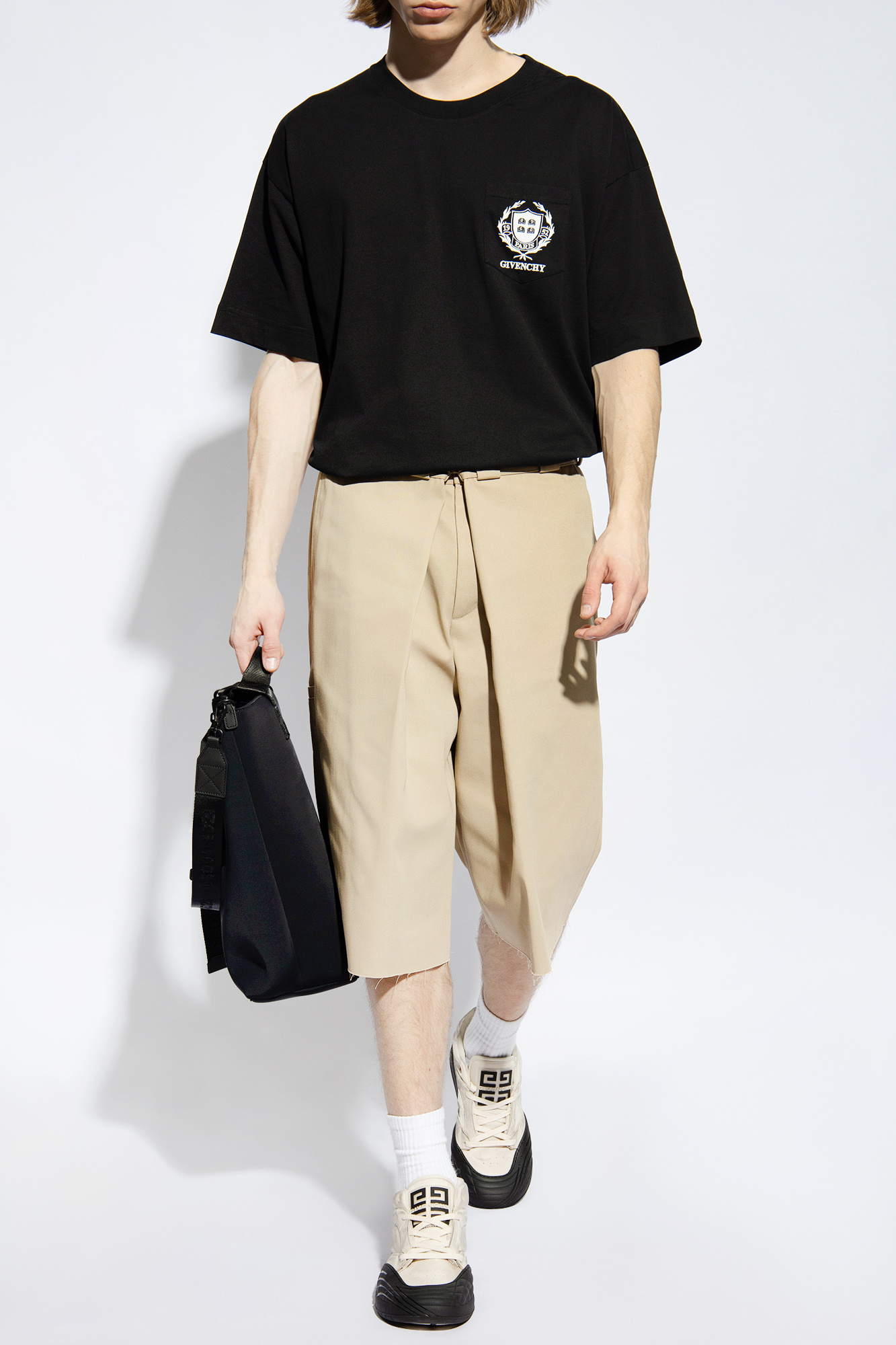 Givenchy Oversized T-shirt | Men's Clothing | Vitkac Givenchy Oversized T-shirt | Men's Clothing | Vitkac